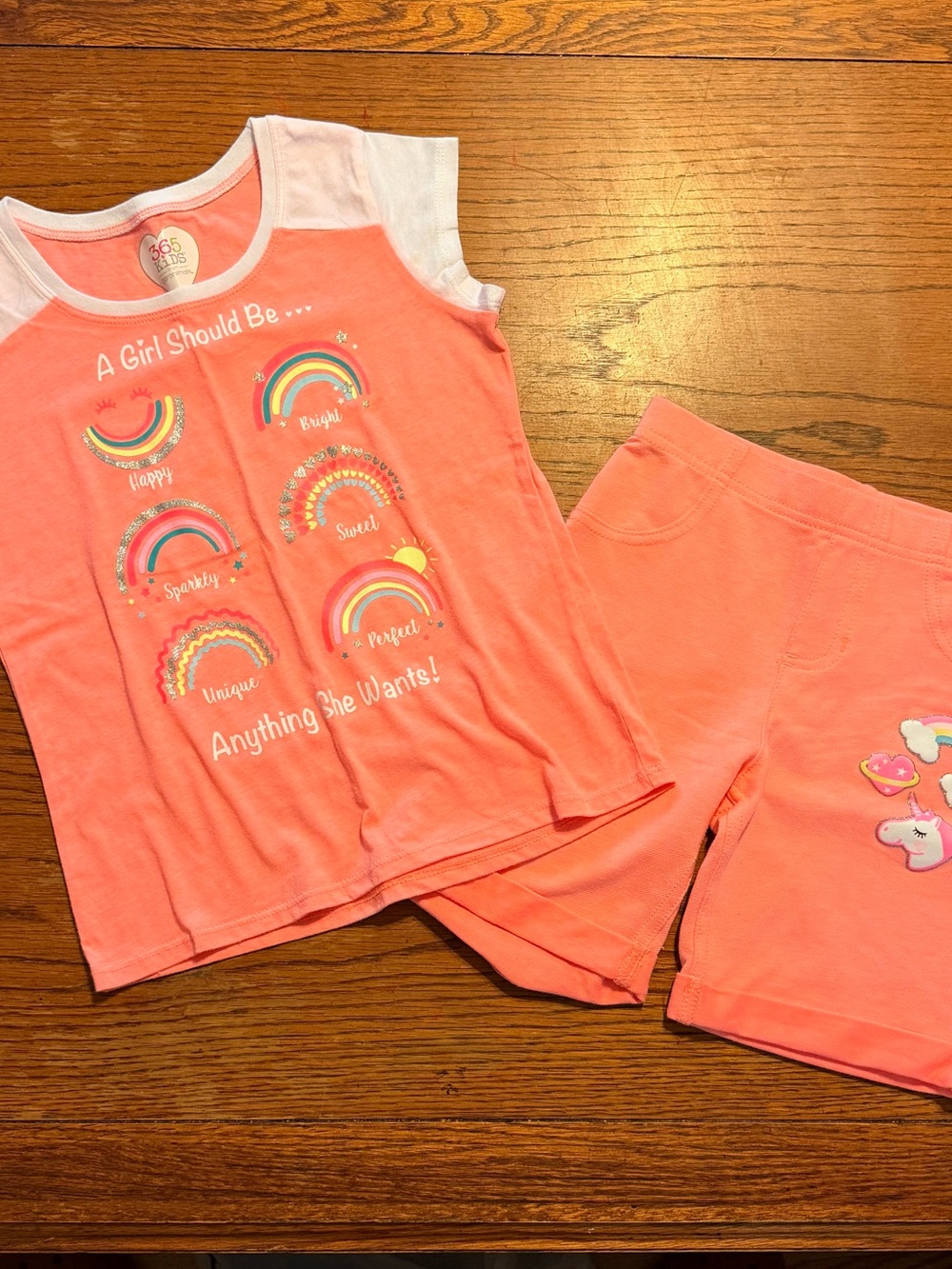 365 Kids from Garanimals Girls Size 7 Two Piece Short Set Shirt Shorts Rainbows